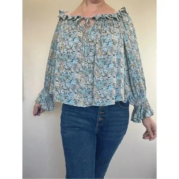 Elan Floral Spring Top - Picture 3 of 9